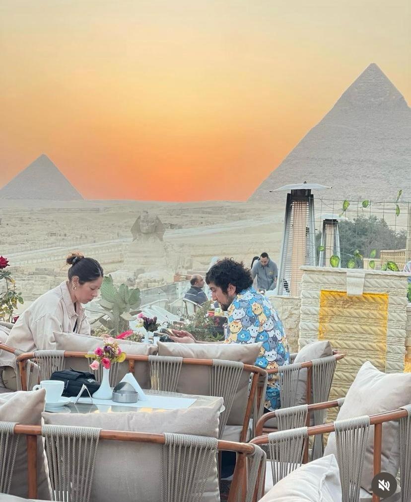 Hotel Queen Cleopatra Pyramids View Kafret el-Gabal Esterno foto